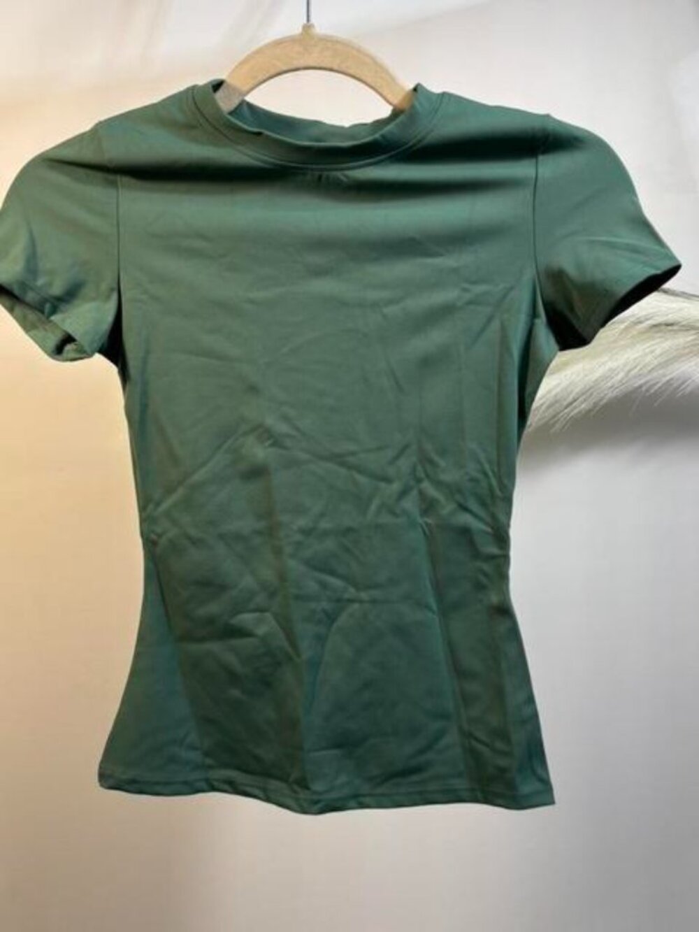 (#06) Green stretchy short sleeve top Size S
